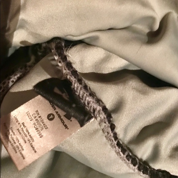 Under Armour youth hat - Picture 2 of 2